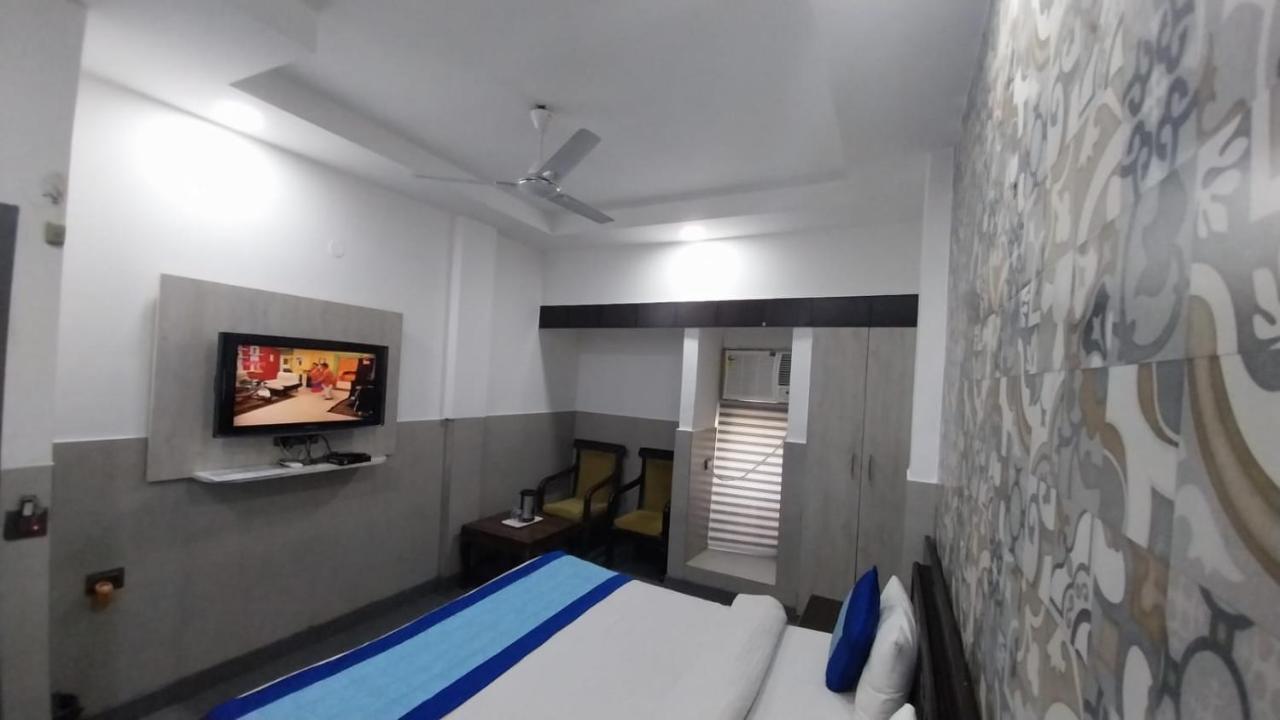 ניו דלהי Hotel Crystal Palace מראה חיצוני תמונה